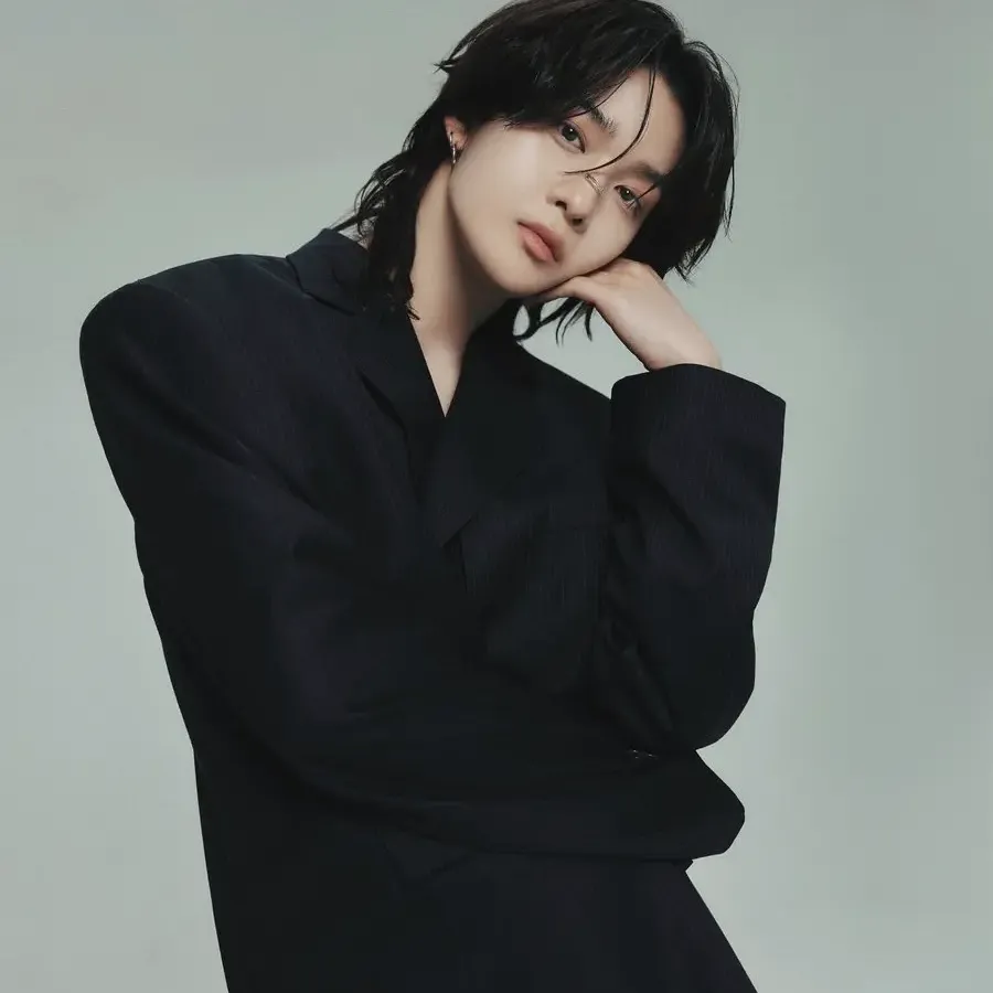 Jinyoung