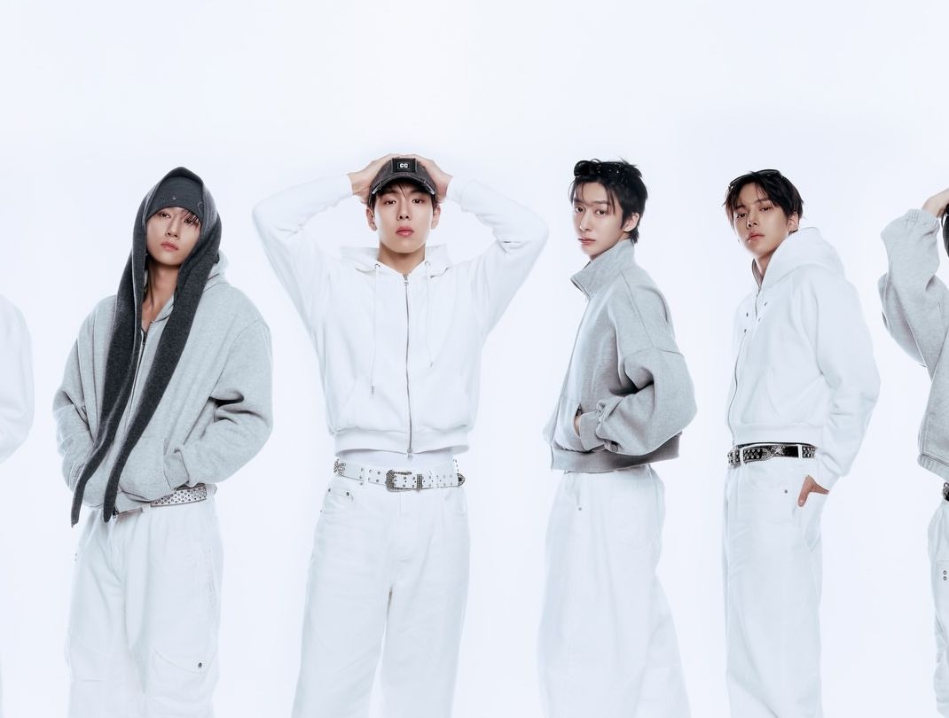 MONSTA X