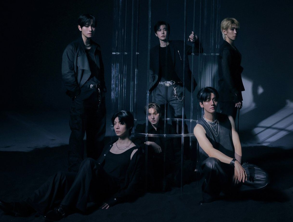 SF9