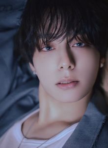 Hwanwoong
