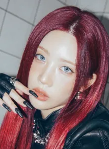 Kim Lip