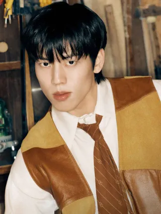 Dongwoo